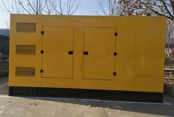 防雨型发电机组启动的操作步骤